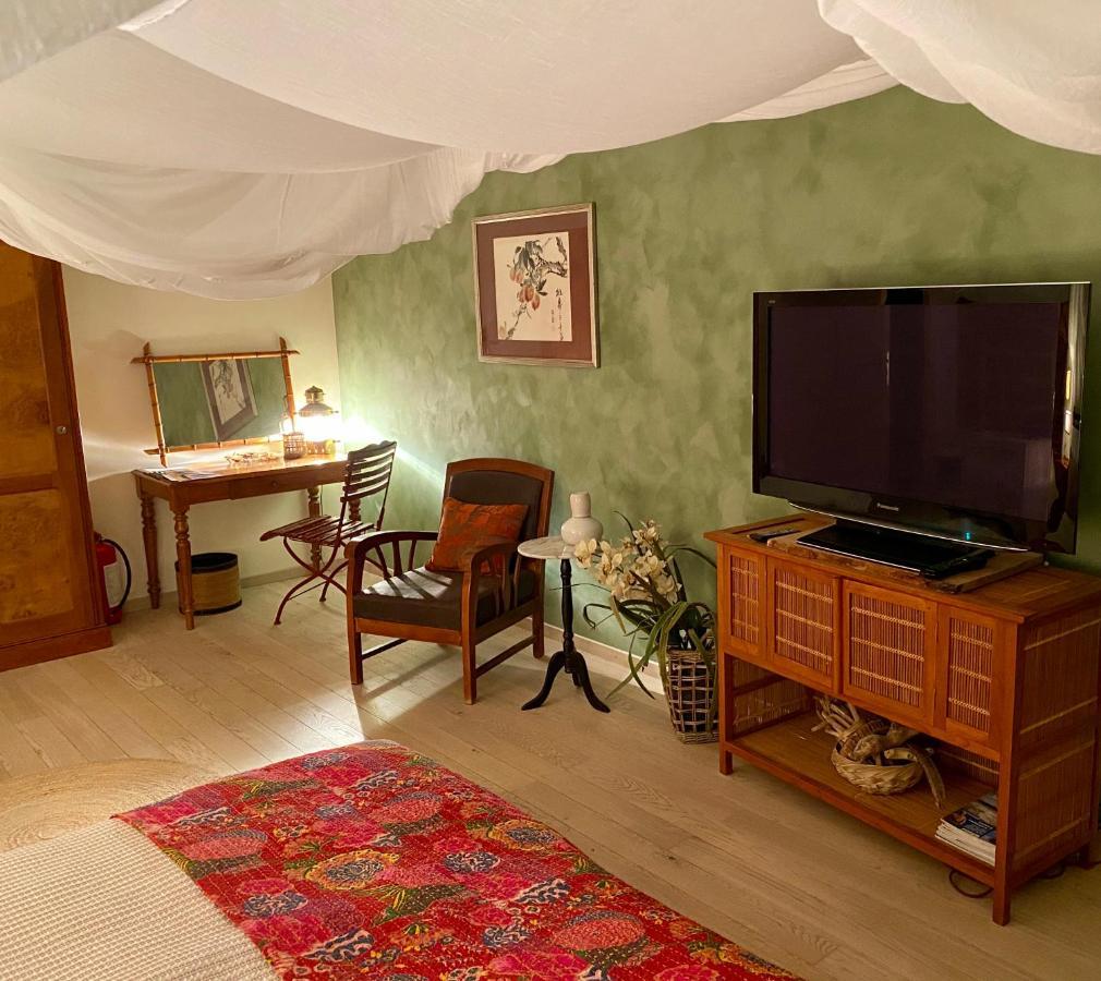 Les 3 Coeurs - Chambres Chez Charmants Habitants Font Exteriér fotografie
